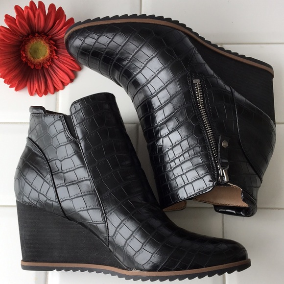 Naturalizer Shoes - NWOT Size 9 Naturalizer SOUL Black. Wedge.